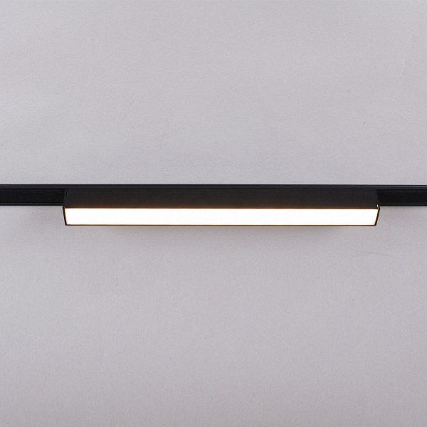 Накладной светильник Reluce  черный арт. 13003-9.3-001UR magnetic LED10W BK CCT+SMART