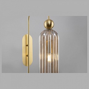 Бра Maytoni Antic яркие арт. MOD302WL-01CG