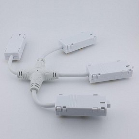 Соединитель для треков Aployt Magnetic track 220 белый арт. APL.0280.10.05