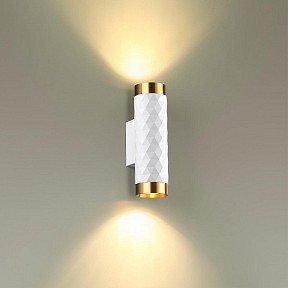 Бра Odeon Light Ad Astrum белый арт. 4286/2W