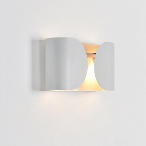 Накладной светильник Lumion MODERNI белый арт. 8388/2W