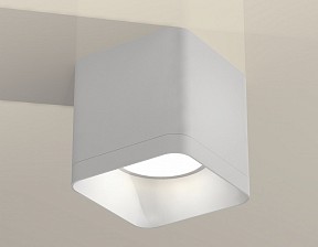 Накладной светильник Ambrella Light XS белый арт. XS7805001