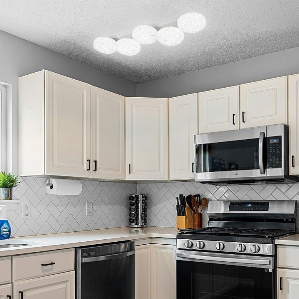 Потолочная люстра Escada AGATA белый арт. 10279/5LED