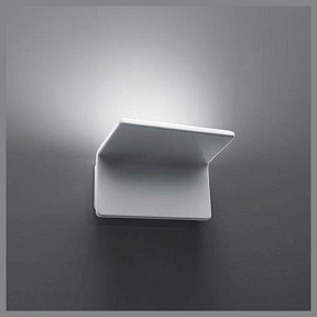 Накладной светильник Artemide  белый арт. 1152010A