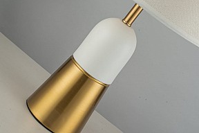 Настольная лампа декоративная Arti Lampadari Candelo белый арт. Candelo E 4.1.T2 BW