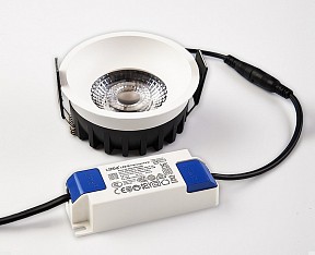 Встраиваемый светильник Italline IT08-8042 белый арт. IT08-8042 white 3000K