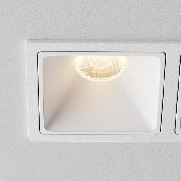 Встраиваемый светильник Maytoni Alfa LED белый арт. DL043-02-10W3K-SQ-W-1