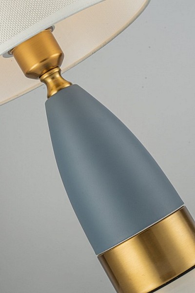 Настольная лампа декоративная Arti Lampadari Candelo серый арт. Candelo E 4.1.T4 BBL